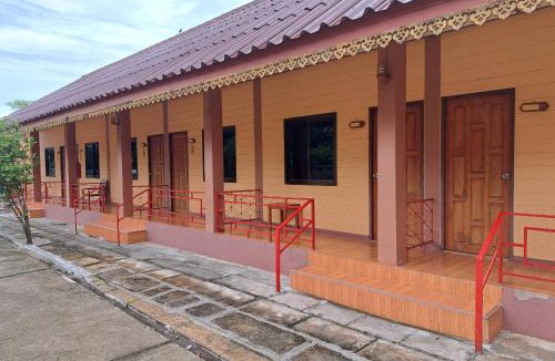 Uttaradit Hotel | Sinsawat Resort