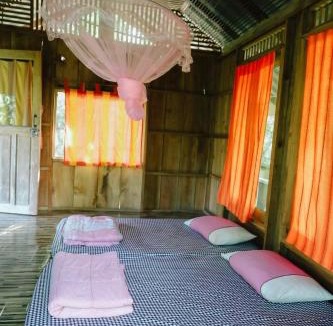 Khuan Ka Long House | บ้านไม้ชายแดนกาแฟสดแอนด์โฮมสเตย์