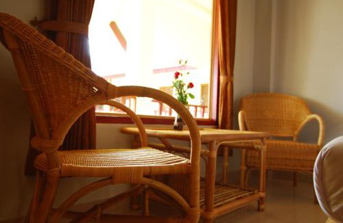 Khuekkhak Hotel | Buppharesort