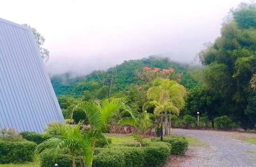 Noen Maprang Resort | The mountain deer view lodge & hashery