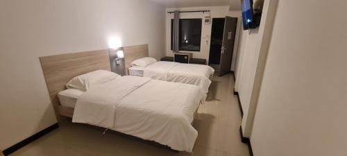 Ban Phaeo Hostel | ห้องพักรายวัน168