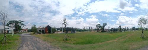 Na Chueak Hotel | อินาคา พูลวิลล่า มหาสารคาม f1