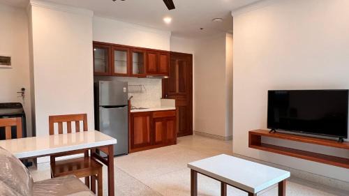 Chamkar Mon Apartment | Phuthun Residence