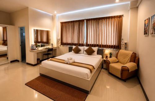 Samre Hotel | Ree- Riverside hotel