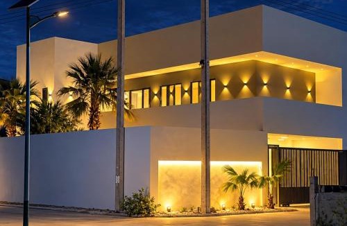 Vientiane Prefecture Villa | LaViena pool villa 라오스 풀빌라