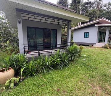 Bang Bao Bay Resort | Suvadee House