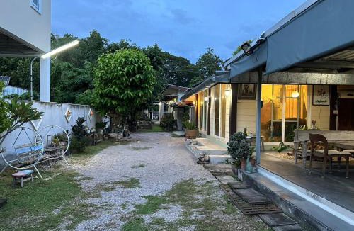 Lampang Hotel | Little Guesthouse KadKongTa