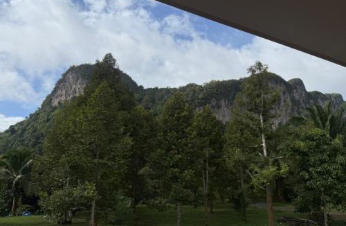 Ban Ta Khun Hostel | Laemthongriverside resort