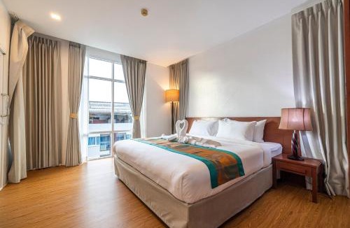 Nanai Road Hotel | Aura Hotel Phuket