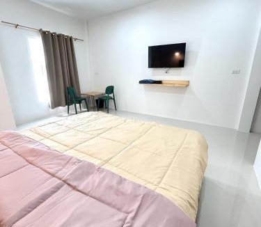 Nikhom Phatthana Resort | Resorts in Ban Chak Chaom, Thailand
