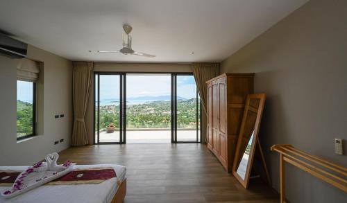 Plai Laem Villa | 6 Bedroom Villa Amazing Sea Views