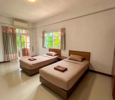 Chanthaburi Hotel | New โรงแรมบ้านสวนฟ้าใส