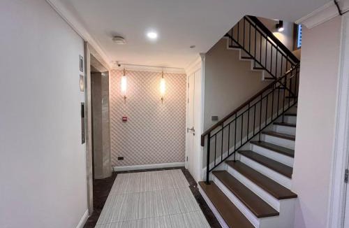 Sukhumvit House | Massive Townhouse in Sukhumvit 49 Terrace