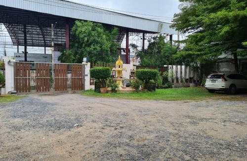 Nai Mueang Hotel | Sansabai House