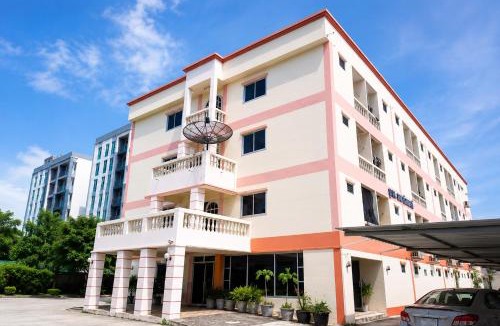 Saen Suk Hotel | UJ Apartment