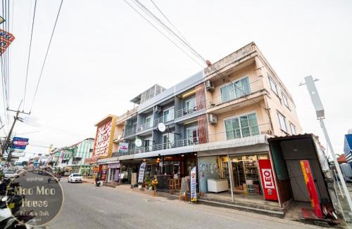 Bang Sare Hotel | MooMoohouse มูมู่เฮาส์