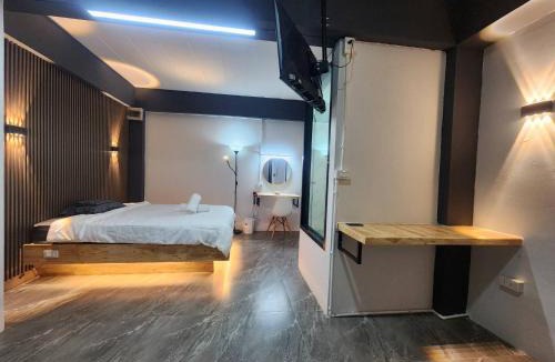 Mueang Samut Prakan District Apartment | Irich Theparak S101 - BTS-Chang Erawan 2kms