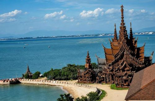 North Pattaya Apartment | Modus Pattaya Beachfront Apartment