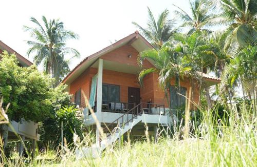 Thong Sala House | 300m to Beach Quiet Forest Fast WiFi