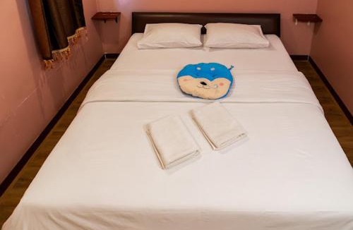 Kaeng Khoi House | Guest houses in Ban Dong Yang, Thailand