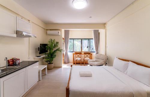 Huay Kaew House | Nimman In -5 Private Suites House Near Maya Mall