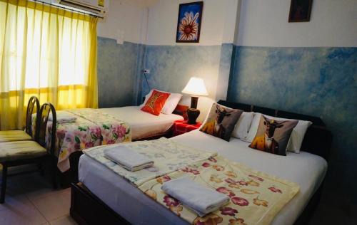 Khuan Khanun House | Baan Chomchan - Thale Noi บ้านพักชมจันทร์
