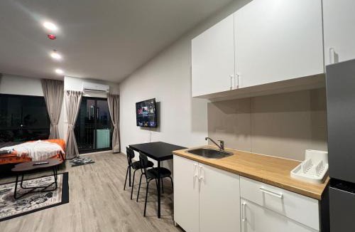 Talat Phlu Apartment | Cozy 1 bedroom apartment Near BTS Wutthakat, fully furnished