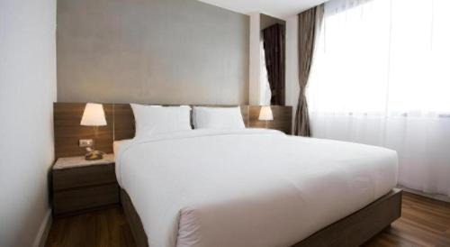 Phitsanulok Hotel | B2 Phitsanulok Boutique & Budget Hotel