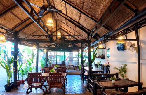 Downtown Siem Reap Hostel | Happy villa