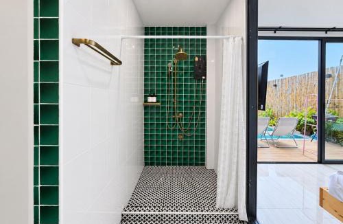 South Pattaya Villa | 4BR Pool Villa BBQ Outdoor Tub Walking Street