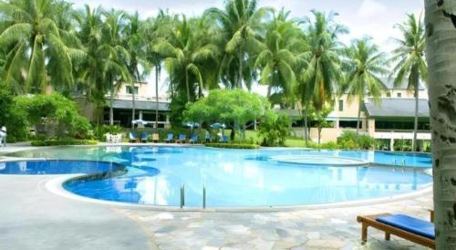 Sam Phraya Hotel | Lake View Hotel And Golf Club