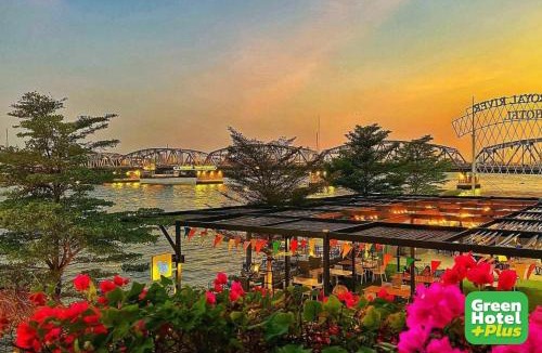 Bang Phlat Hotel | The Royal River Hotel