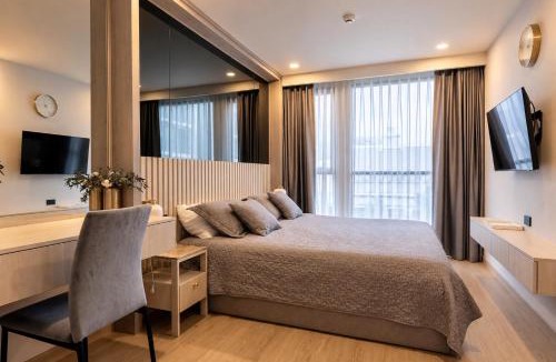 Laguna Apartment | New Ozone BangTao Condo by Metrika