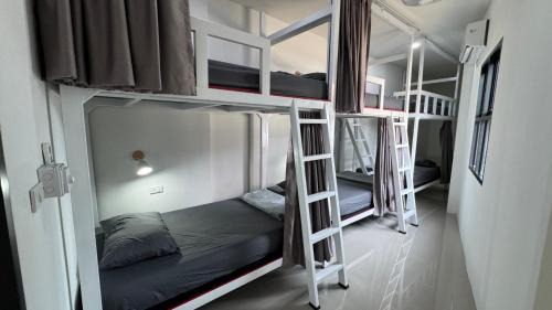 Ban Ta Khun Hostel | PRK Hostel Khao Sok