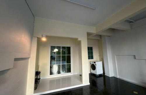 Nai Mueang Apartment | Caesar's Corner 3 Bedroom House