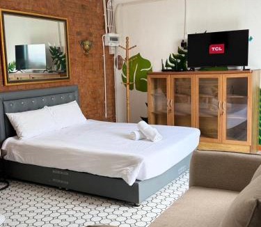 Nong Chaeng Apartment | Mountain View