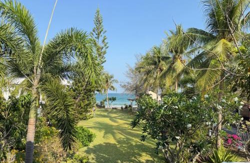 Huai Yang House | The Rich Instantly Home