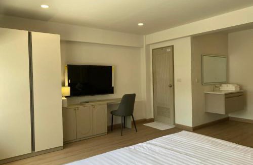Chong Nonsi Apartment | Pipp Boutique