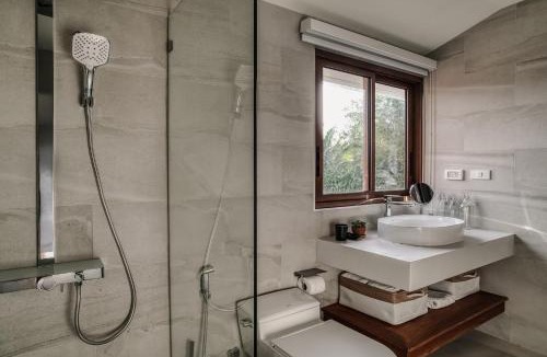 Ban Thalane Villa | Sontaya - Lakeside Studio Villa