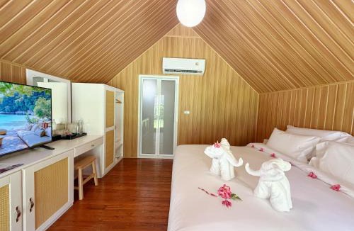 Mai Fat Resort | Ther lay beach resort