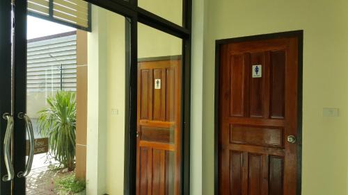 Kabin Buri Hotel | Charoensuk Grand Hotel