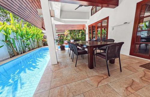 Ko Lanta Villa | Luxury Villa Near Long Beach 4 Bedrooms - Malee Beach Villa C1