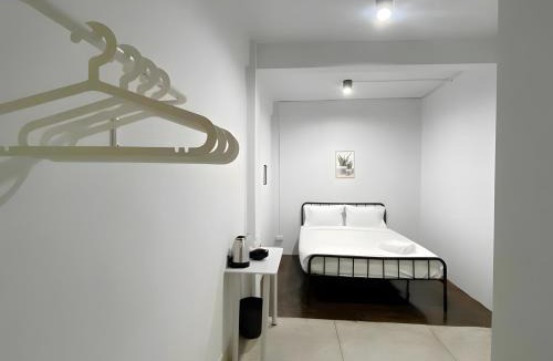 San Chao Pho Suea Apartment | Bao The Giant Swing เบา เสาชิงช้า