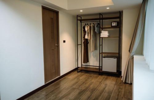 Pom Prap Hotel | The Wang Yaowarat Hotel