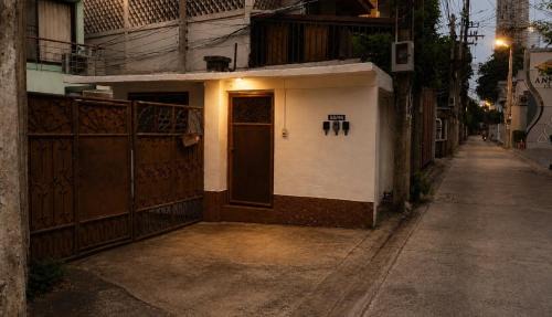 Pratunam Apartment | Vintage Time tunnel - 3 Queen beds - PhayaThai BTS