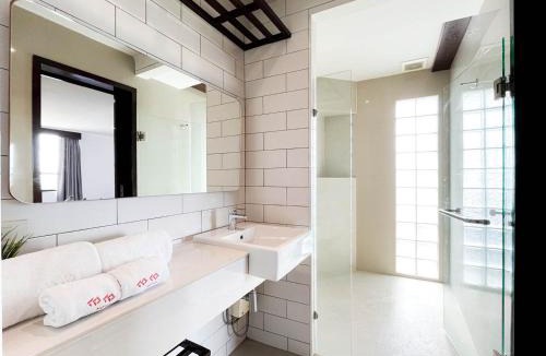 Bang Na Hotel | Coco Hotel