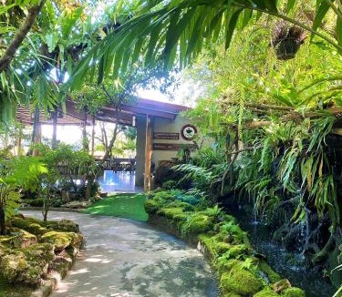 Mae Faek Mai Hotel | บ้านสวนภูรจิตร Baansuanphurajit