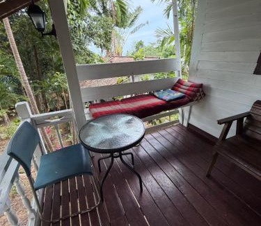 Ko Pha-ngan Hotel | Angel Hut Resort