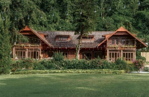 Hang Dong Resort | Flora Creek Chiang Mai