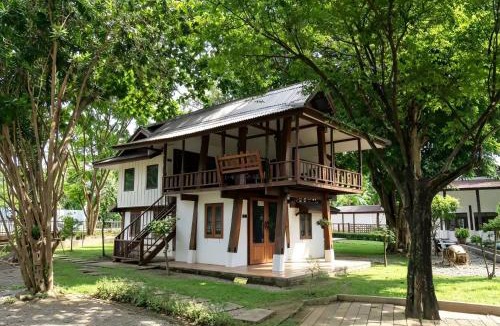 Samoeng House | ZJ stay over the moon Wellness resort and cafe